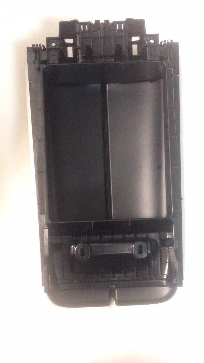 Mercedes-Benz EQE, Mercedes-Benz EQS Armrest Box Cover