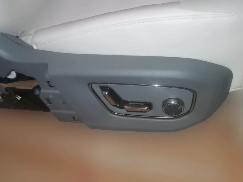 ZEEKR 009 Front Seat, Used, Genuine OEM Part ! Power Adjustment Function Complete