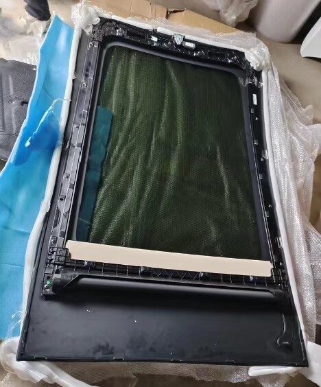 SAIC Motor Audi H5 Sunroof Assembly / with Motor / with Sunshade