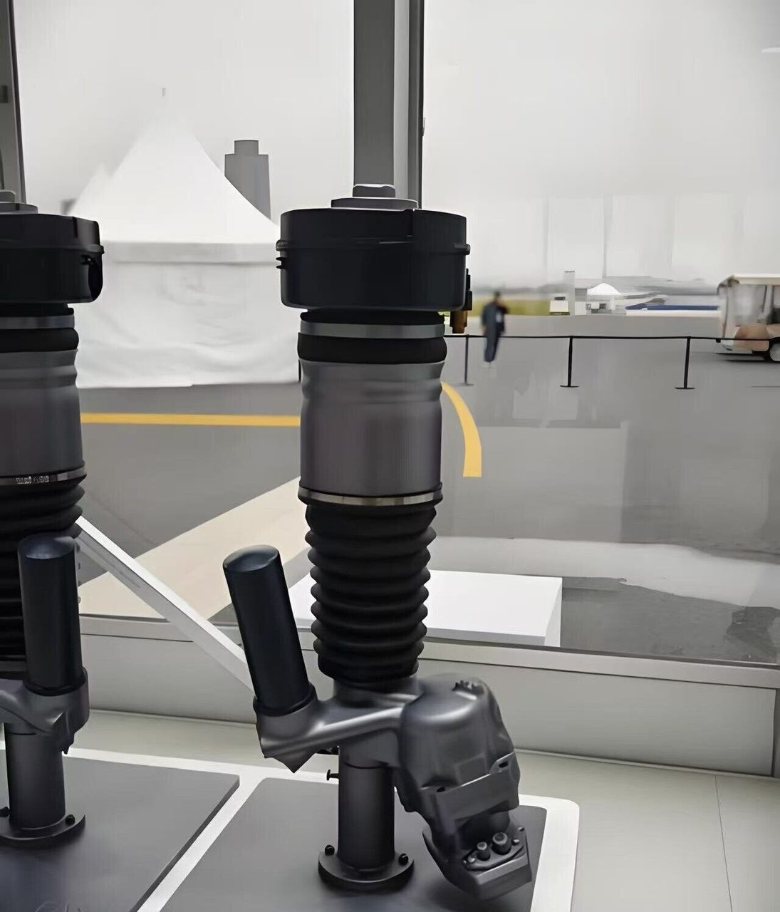 NIO ET9SkyRide Tianxing Fully Active Suspension Shock Absorber Hydraulic Electric Drive Hydraulic Pump Shock Absorption