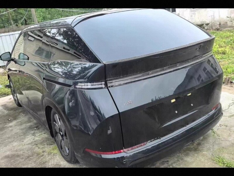 26 Model XPeng x9 Battery Electric Body Shell Body Tailgate Door Seat Monitor Domain Controller Slide Rail Tail