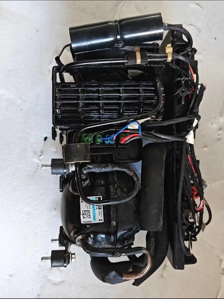Maextro S800 On-Board Refrigerator Compressor Assembly