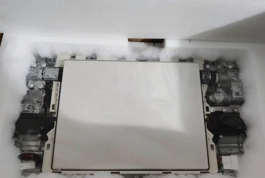 WEY Lanshan Rear Row Overhead TV Assembly Entertainment Monitor LCD