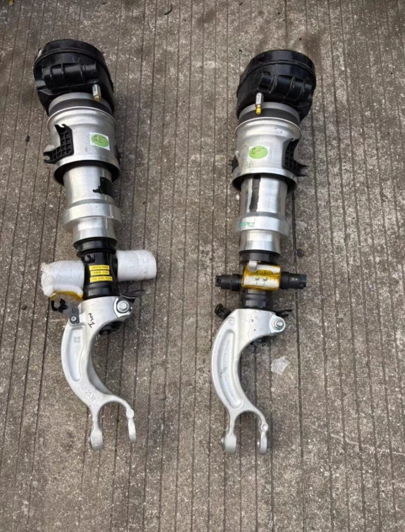 Most Huawei, Seres, Front Air Shock Absorber, Rear Twin Charging Gun, with Oil Line