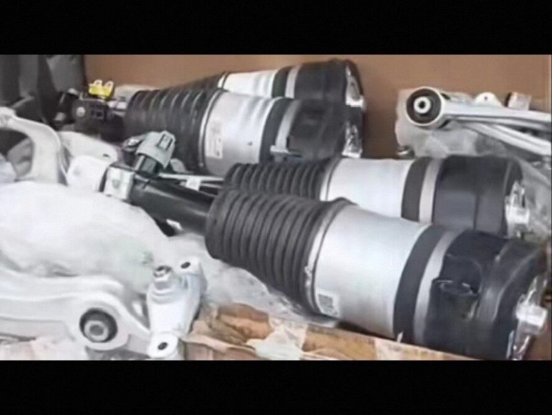 Li Auto L9Livis Fully Active Suspension Shock Absorber