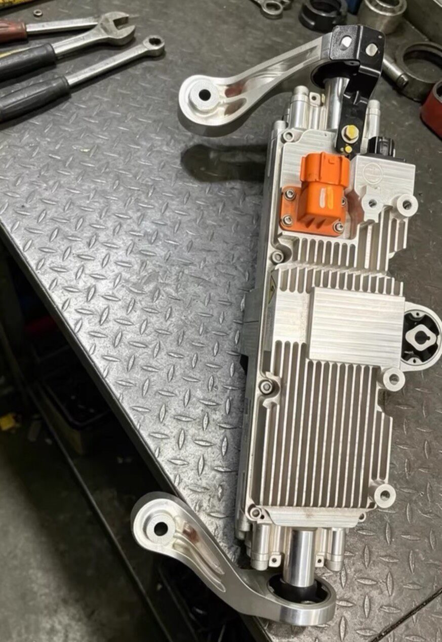 Huawei AITO m9 Shock Absorber Hydraulic Pump Porsche Active Suspension Hydraulic Pump Huawei 800V