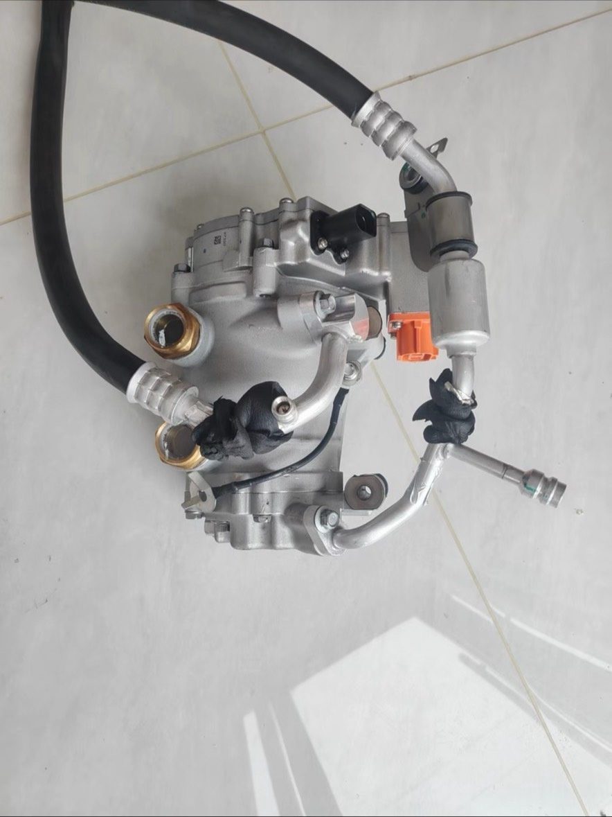 Chery Electric Compressor Zhongcheng Compressor Assembly Electric Compressor