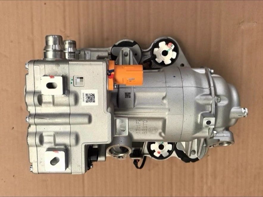 Audi E5 Electric Compressor 800V45CC Triple Electric PTC Thick-Film