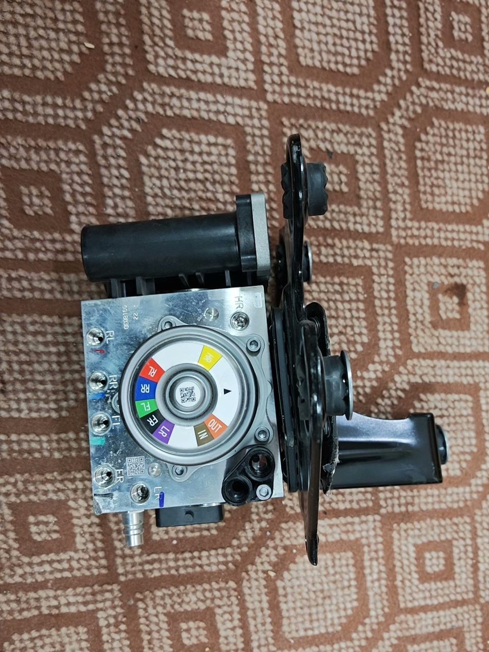 ZEEKR 9x Air Suspension Air Pump Genuine OEM Used Part PA669224810