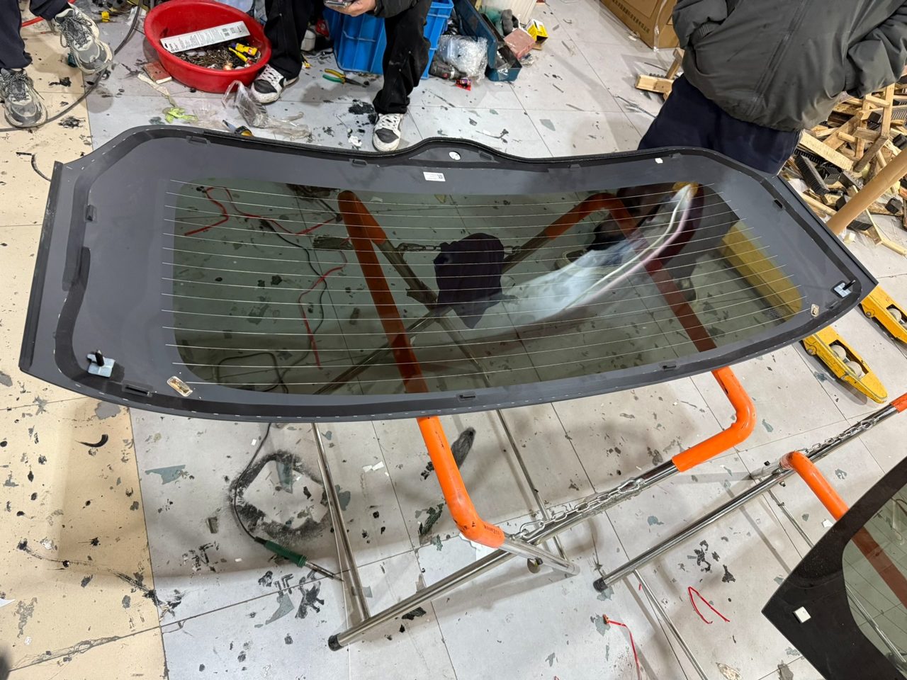 ZEEKR 9x Rear Gear Glass, Brand New OEM, ZEEKR 9x Front Gear Glass Front Door Glass Rear Door