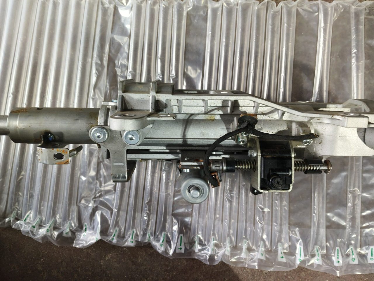 IM Motors LS9 OEM Dismantled Steering Column, with Motor, Part Number Clear, Fully Functional, Condition