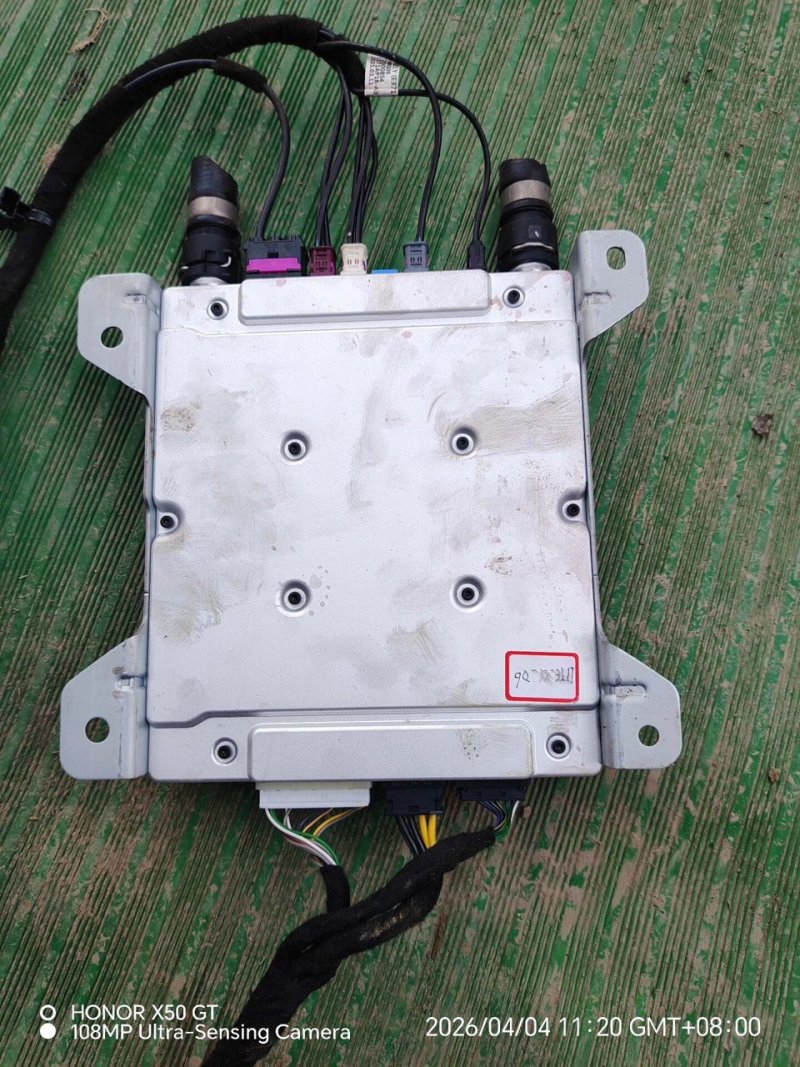 OEM Dismantled Autonomous Driving Domain Controller, with Wiring Harness Connector, Fully Functional 。 Fits Lynk & Co 07