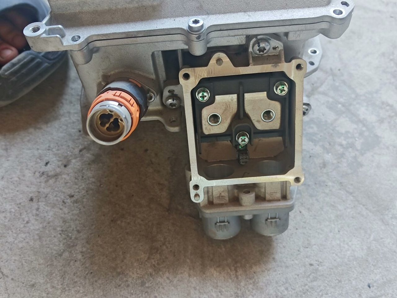 Geely Lynk & Co 08HEV Hybrid Dedicated For Motor Controller, Part Number P6608027