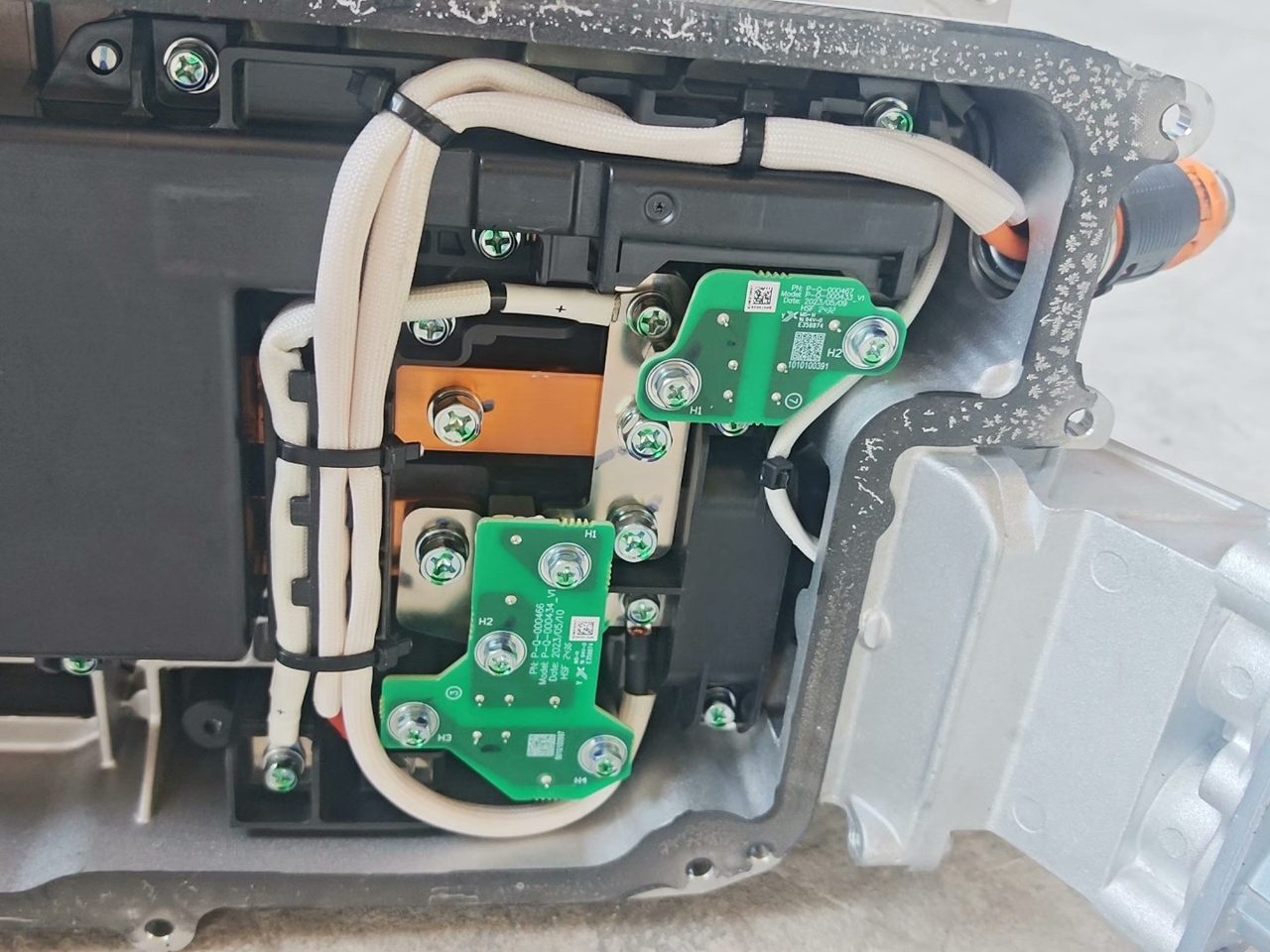 Geely Lynk & Co 08HEV Hybrid Dedicated For Motor Controller, Part Number P6608027