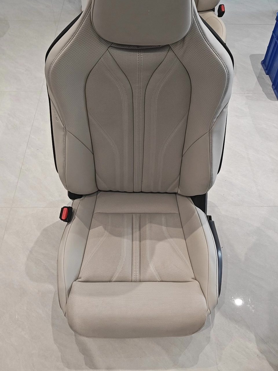 Jikrypton 001 driver’s seat