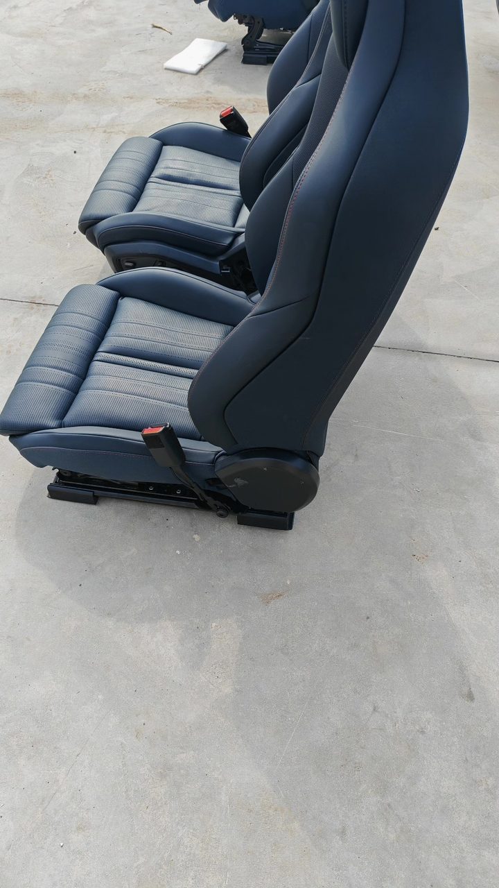 JiKr001 OEM front seats, both driver and passenger, with electric adjustment