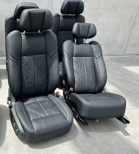 26 Ji Krypton 009 front seats, driver's seat, passenger seat