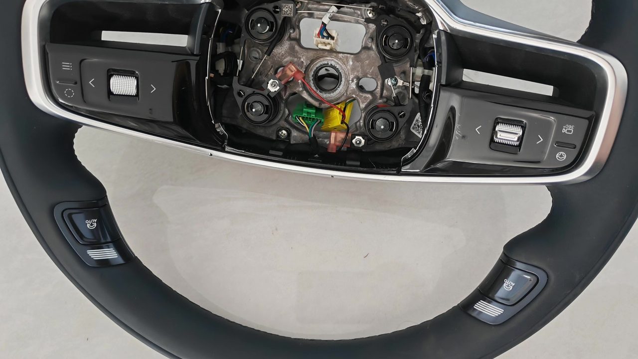 JiKr 9X OEM steering wheel with multi-function buttons