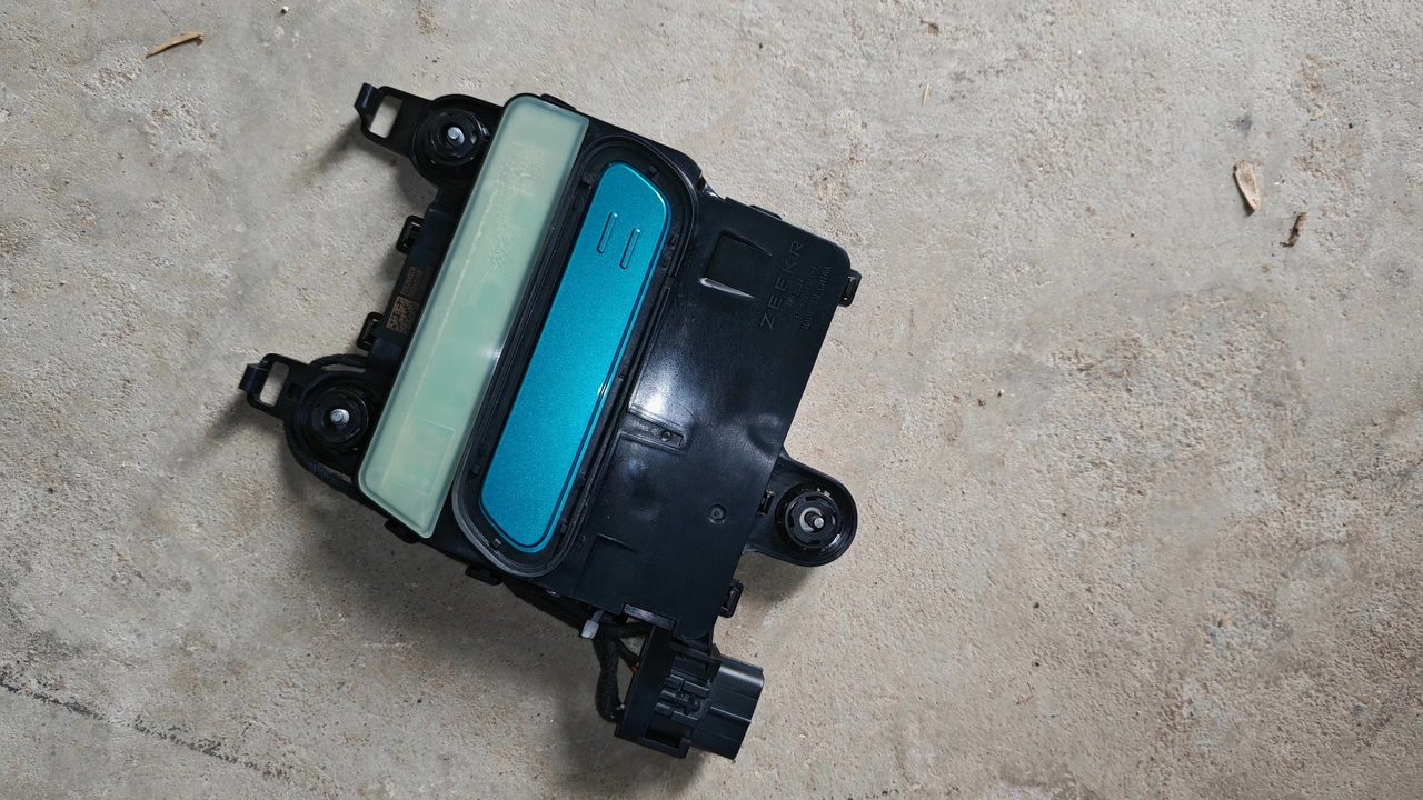 JiKrypton X door handles, OEM accessories, available for all four doors